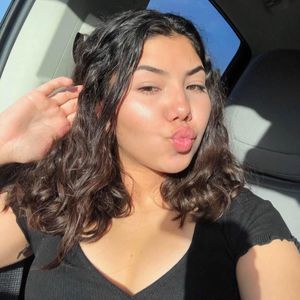 Meet your Posher, Chanel